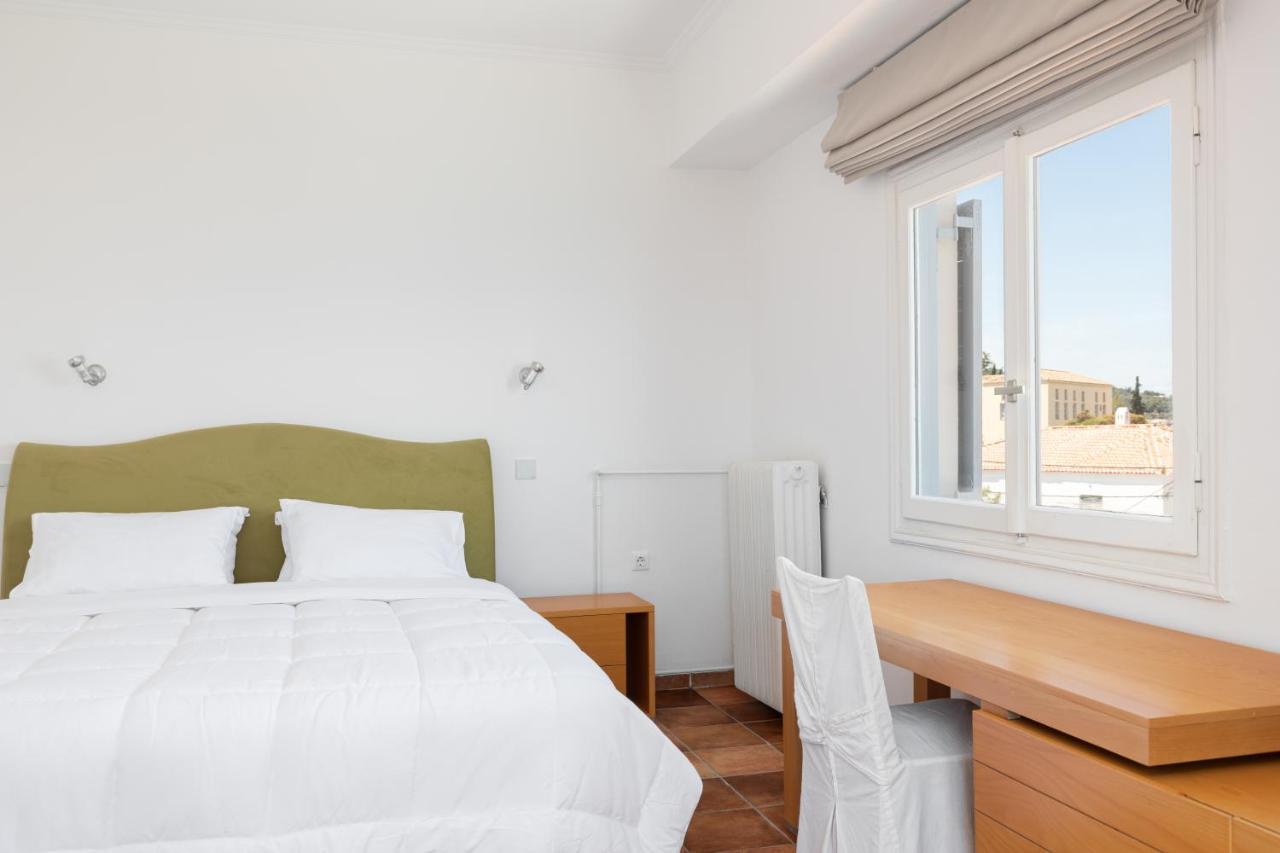 Hotel Roumani سبيتسيس المظهر الخارجي الصورة