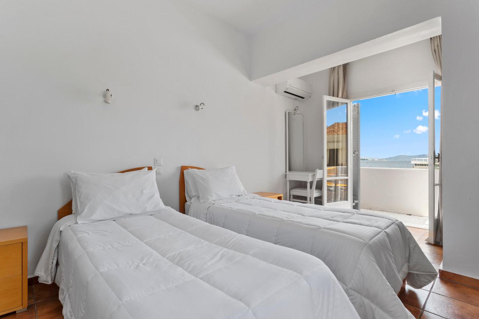 Hotel Roumani سبيتسيس المظهر الخارجي الصورة